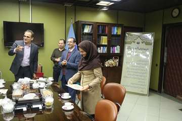 تجلیل از کارکنال حوزه ریاست و روابط عمومی